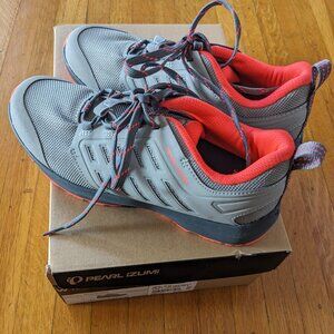 PEARL iZUMi X-Alp Canyon Mountain Bike Shoes Grey/Coral Women's 38 EU/7 US